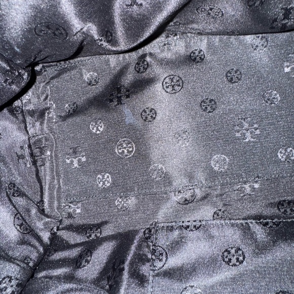 Tory Burch Black Ella Matte Leather Trimmed Nylon Tote - Picture 4 of 10